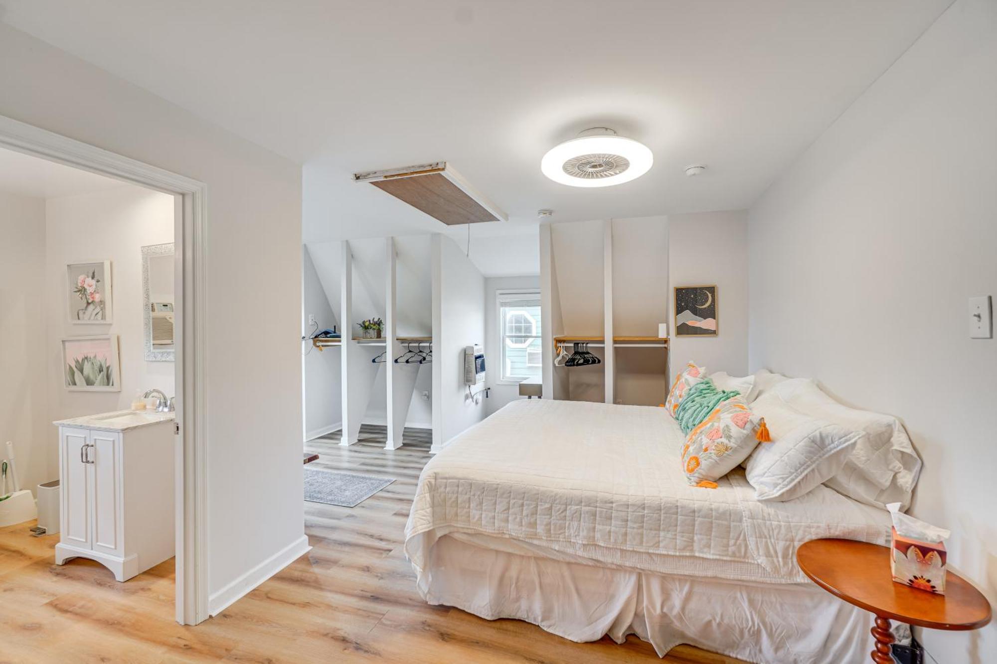 Epic Brunswick Apartment, Deck With Private Hot Tub! מראה חיצוני תמונה